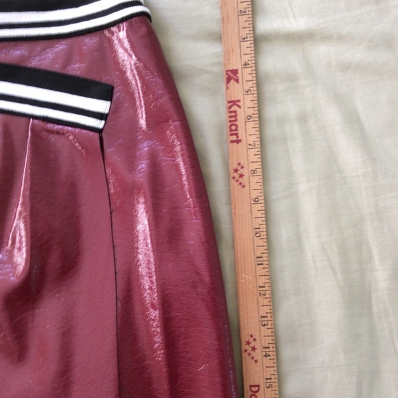 BCBG faux leather mini skirt - Picture 4 of 6